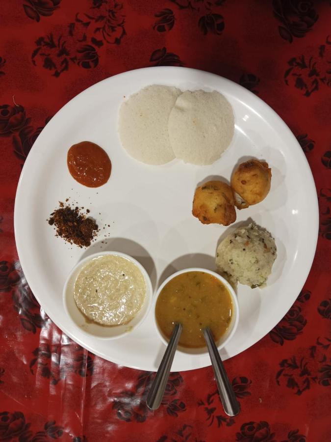 Alexa Home Stay Tirupati Extérieur photo